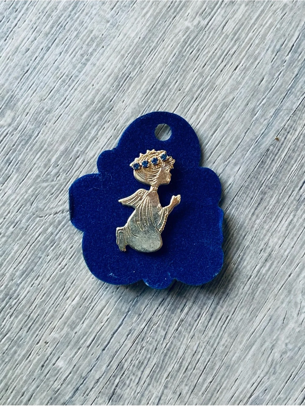 Vintage Avon Gold-tone Angel Pin w/ Blue Accents & Box